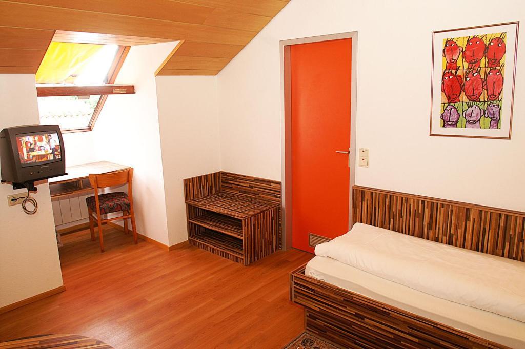 Fraenkischer Gasthof Lutz Giebelstadt Phòng bức ảnh