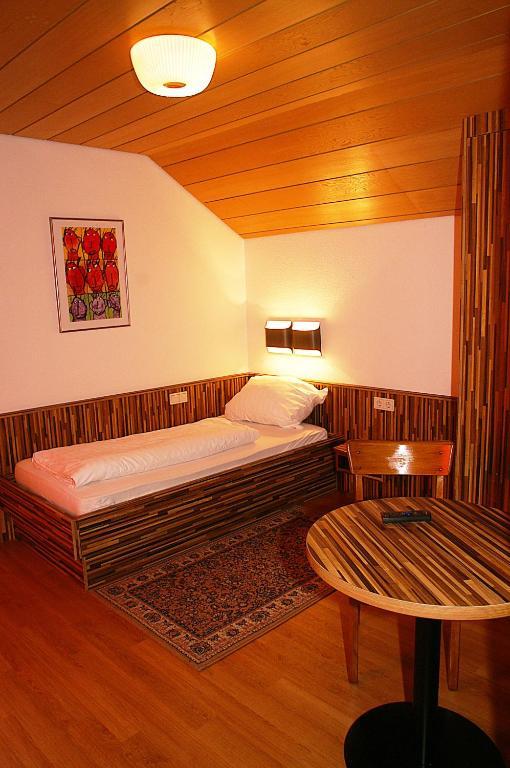 Fraenkischer Gasthof Lutz Giebelstadt Phòng bức ảnh