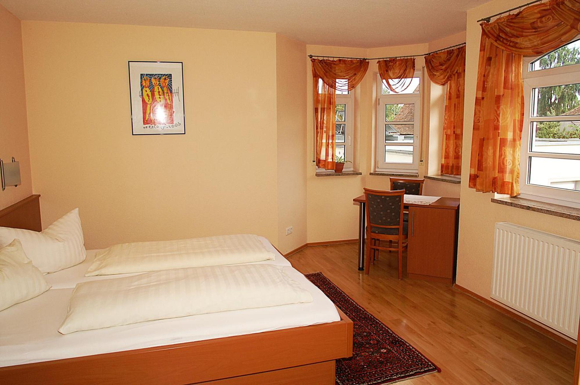Fraenkischer Gasthof Lutz Giebelstadt Ngoại thất bức ảnh