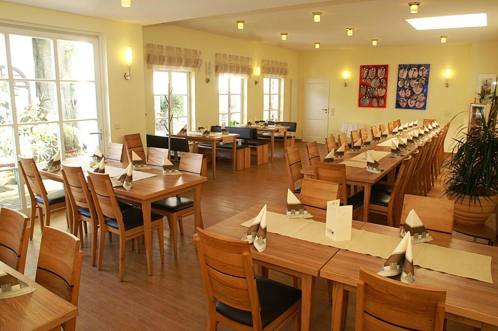 Fraenkischer Gasthof Lutz Giebelstadt Ngoại thất bức ảnh