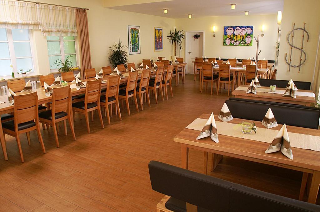 Fraenkischer Gasthof Lutz Giebelstadt Ngoại thất bức ảnh