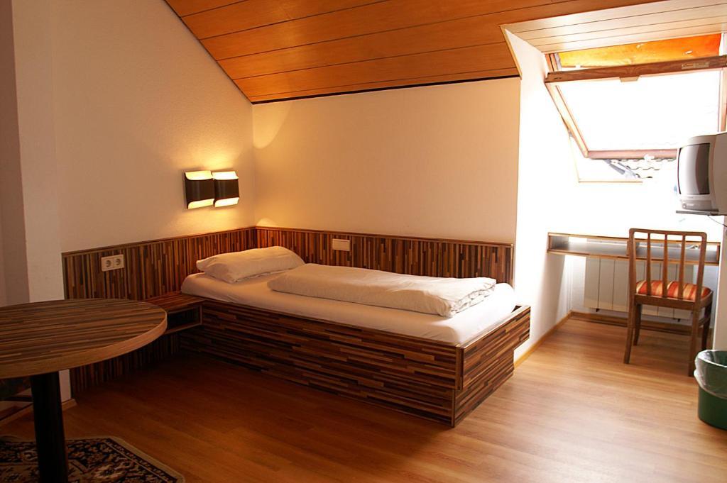 Fraenkischer Gasthof Lutz Giebelstadt Ngoại thất bức ảnh